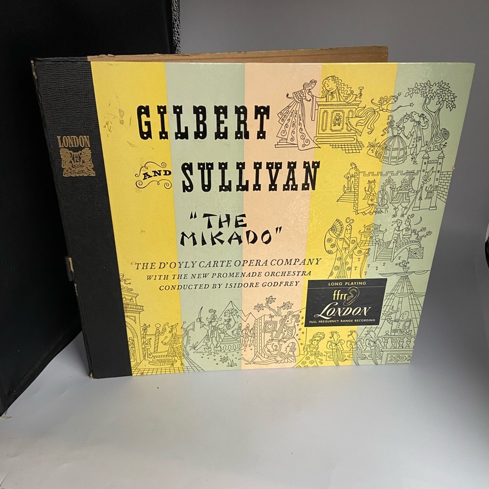 Gilbert & Sullivan The Mikado Two LP Set